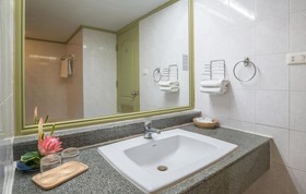 Maritime Park & Spa Resort