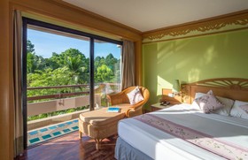 Maritime Park & Spa Resort