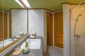 Maritime Park & Spa Resort