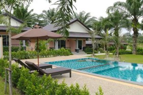 Palm Kiri Resort