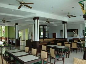 Palm Paradise Resort