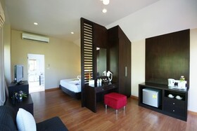 Palm Paradise Resort