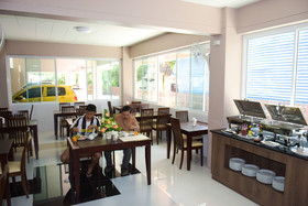 Peak Boutique City Hotel