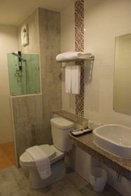 Peak Boutique City Hotel