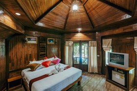 Phu Pha Aonang Resort & Spa