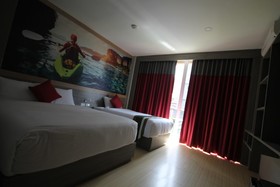 Silver Sand Suites