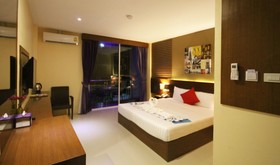 Silver Sand Suites