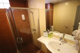 Silver Sand Suites