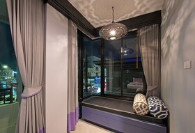 Srisawara Casa Hotel