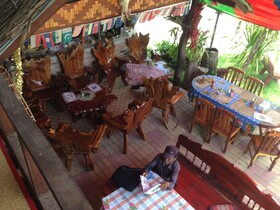 The Lazy Bar and Guesthouse