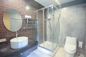 The Moment Hostel by OYO Rooms