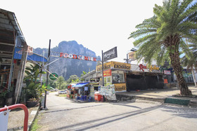 The Moment Hostel by OYO Rooms