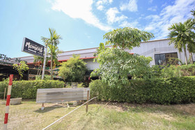 The Moment Hostel by OYO Rooms