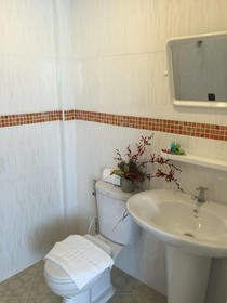 The Royhanna Beach House