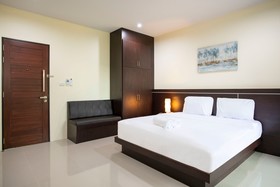 Thip Thip Hotel