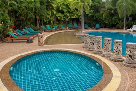 Timber House Resort