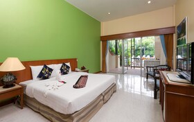 Timber House Resort