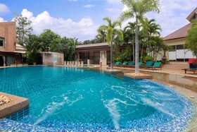 Timber House Resort
