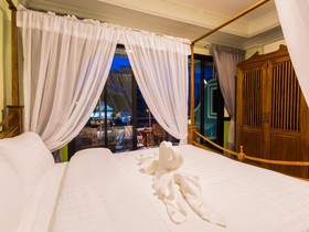 U Residence Hotel