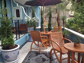 U Residence Hotel