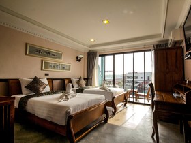 U Residence Hotel