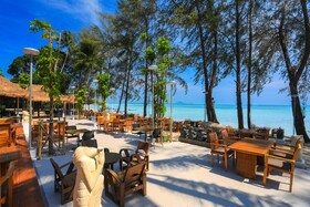 Villa Cha-Cha Krabi Beachfront Resort