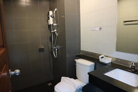 Wanarom Residence Hotel