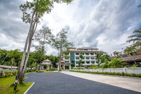 Wanarom Residence Hotel