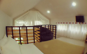 Baan Rom Lom Yen