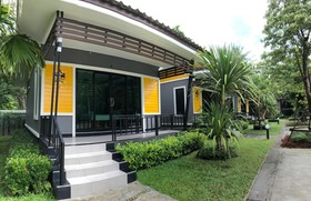 Chang Puak Resort Ronphiboon Nakornsrithamarat