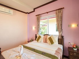 Chonnapha Resort