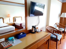 Grand Park Hotel