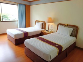 Grand Park Hotel