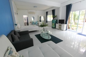 Issara Beach Resort