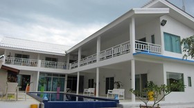 Issara Beach Resort