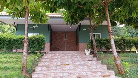 Lake Camp Resort