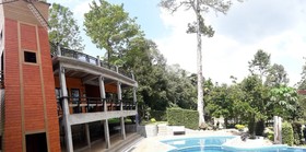 Plainam Resort