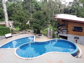 Plainam Resort
