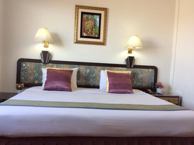 Thai Hotel