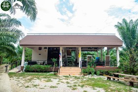 Khaosok Legend Pool Villa