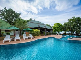Andaman Beach Resort