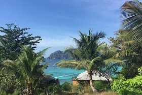 Hip Seaview Resort