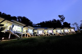Phi Phi Chang Grand Resort & Spa