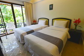 PP Charlie Beach Resort