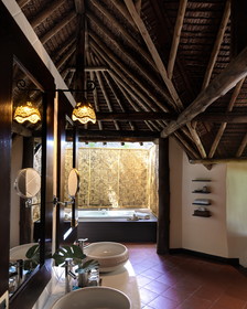 SAii Phi Phi Island Village