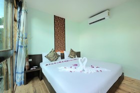 Phi Phi Sea Sky Resort