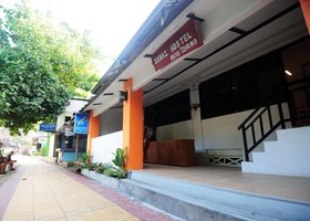 Voyagers Hostel