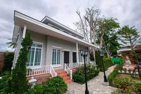 Baroque Boutique Resort