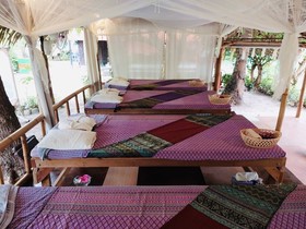 Lipe Garden Beach Resort