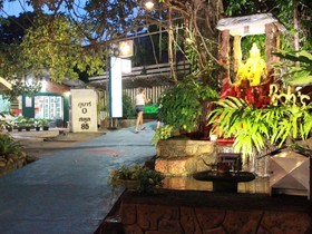 Poohbar Resort & Lotusdive